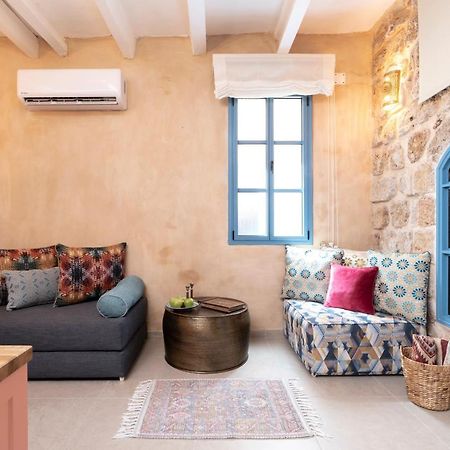 Bed and Breakfast Arabesque House Akkon Exterior foto
