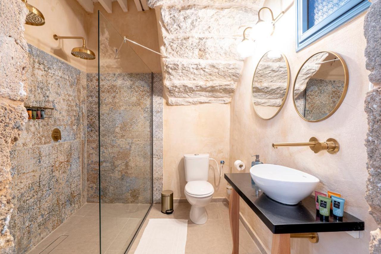 Bed and Breakfast Arabesque House Akkon Exterior foto